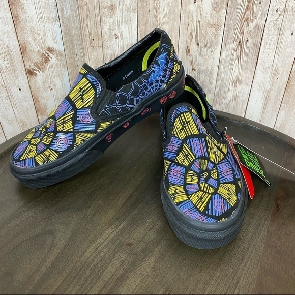 Vans x Disney The Nightmare Before Christmas Classic Slip On Sneaker Size 5 Wmn - Picture 2 of 14